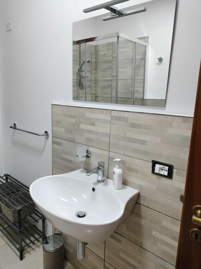 Villa Letizia Rooms & Apartments Noto Exterior photo